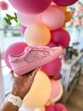 Load image into Gallery viewer, Vintage Havana Low Top - Extra Hot Pink

