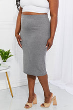 Load image into Gallery viewer, Effortless Class Ribbed Midi Skirt
