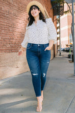 Load image into Gallery viewer, Chelsea Midrise Crop Skinny Jeans
