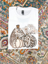 Load image into Gallery viewer, Wild Pumpkins Graphic Tee
